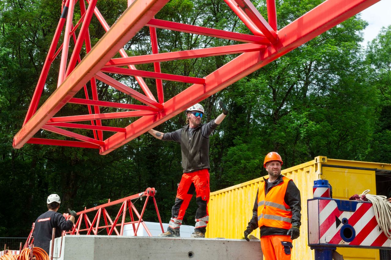 Chantier Lavasson - Arrivée de la grue - Mai 2026